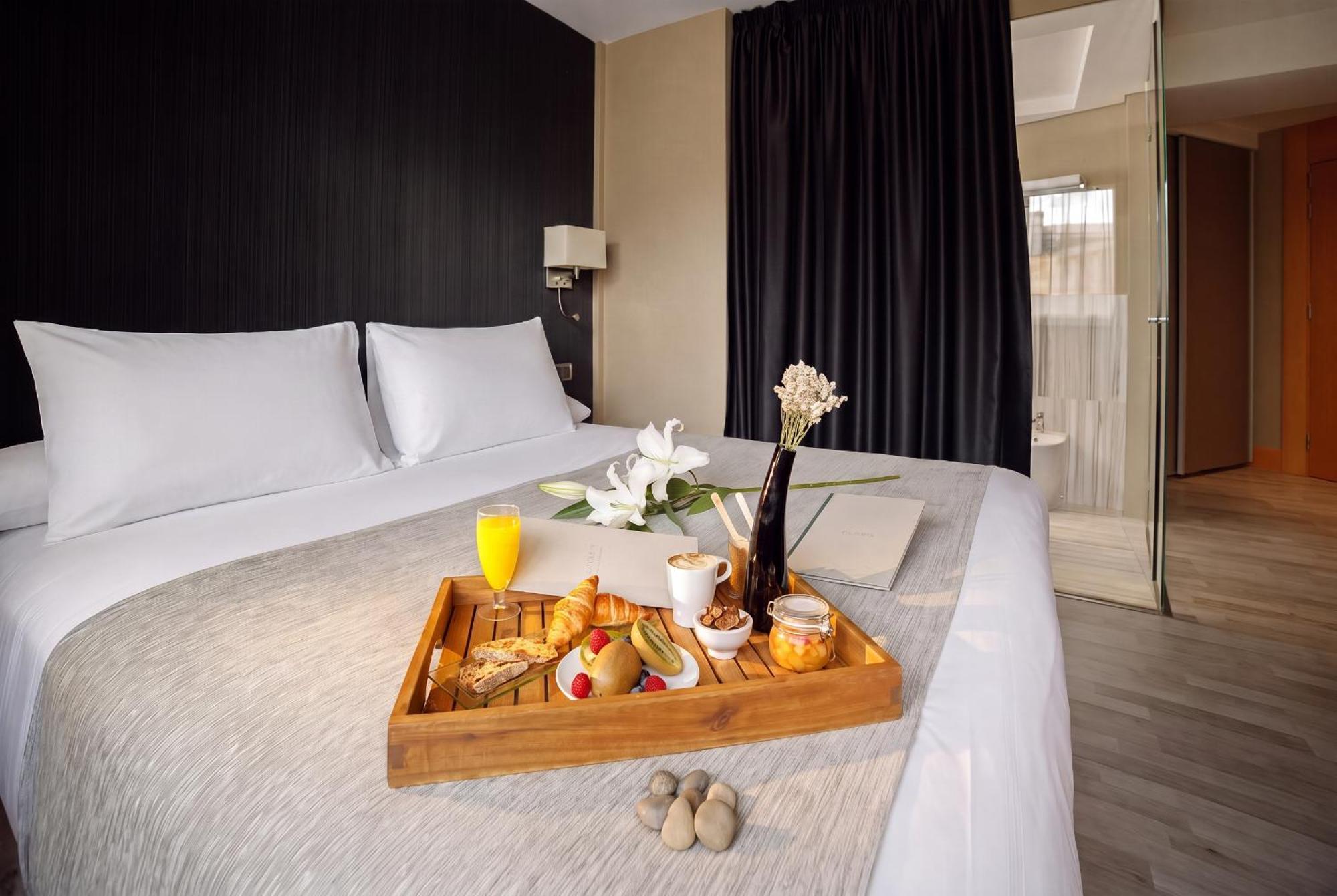 Queen Room City View
