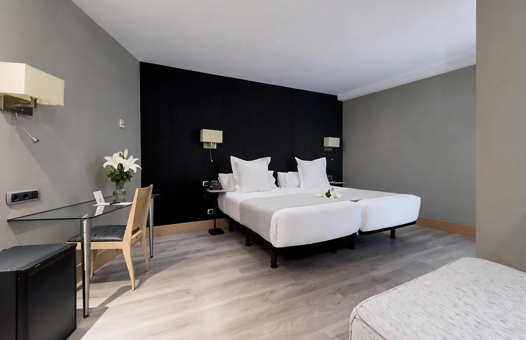 Hotel Plaza-1